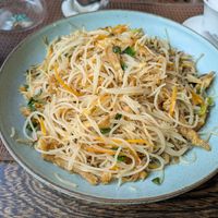 Fried noodles with tofu at Interior de Té in Barcelona