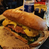 Panino con Salsiccia Veg, Provola Veg e Friarielli at Bomber Food in Naples