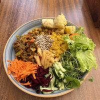 Make your own salad with many vegan options   at Bowlavista - Good Greens in Boa Vista