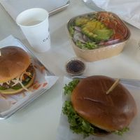  at RĀW Superfood Café in Sacramento