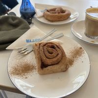 Gluten Free Cinnamon Scroll at Metta in Munich