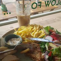 Maravilhoso almoço vegan and gluten free! at Anguilla Surf Café in Melides