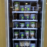 Machine   at JFK- Farmer's Fridge -T8 in Queens