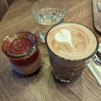 Latte with oat milk and chia pudding at Coffee House Levi in Sirkka