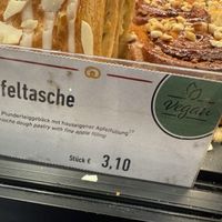 apple danish vegan  at Kamps in Frankfurt