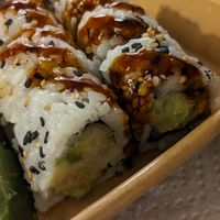 Uramaki di avocado at Sushiman  in Bologna