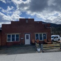 Front of building  at Ovenbird Kitchen in Swannanoa
