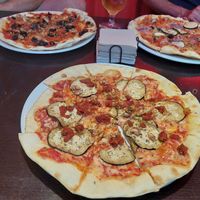 Vegan pizza galore at BisuPizza in Madrid