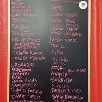 List of available ingredients at BisuPizza in Madrid