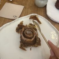 Cinnamon roll   at Helen's Book in Paris