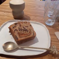 vegan Banana bread with peanut butter at Helen's Book in Paris