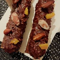 Bûchettes amande givrée at Pepite in Brussels