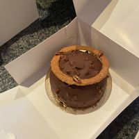 Bûche 2 (32€)  at Pepite in Brussels