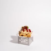 Hummus & chili sauce at CTS - Asombroso - アソンブロッソ！新千歳空港店 in Hokkaido