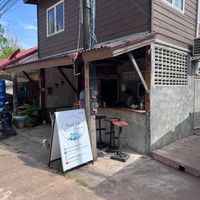 The place is in front of a motel at The Sol Cafe - Maybe closed in Koh Lanta