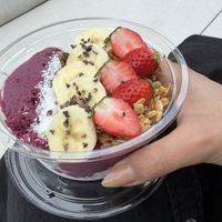 2000yen smoothie bowl  at TREE by NAKED - Meiji Park in Tokyo