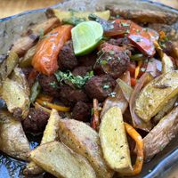 Lomo saltado   at Green Point in Cusco