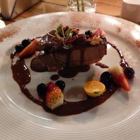 Pie de Bailey's vegano con brownie at Green Point in Cusco