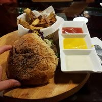 burger  at Green Point in Cusco