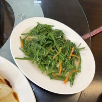 Chayote (choko) greens cooked in garlic - delicious   at Shí Zhuō Jiā Wèi Rè Chǎo - 石桌佳味熱炒 in Zhuqi Township