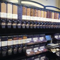 Bulk good (nuts, legumes, grains, etc.) at Gimsel - De Groene Passage in Rotterdam