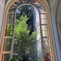 Window to the gardenn  at Stadslokaal in Leiden