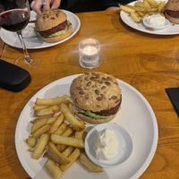   at Stadslokaal in Leiden