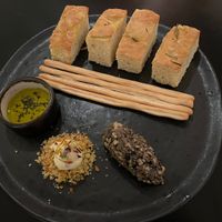 Bread plate starter  at roots in Porto