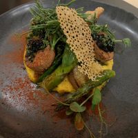 Vieiras and okra  at roots in Porto