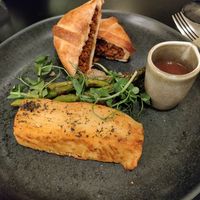 Wellington at roots in Porto