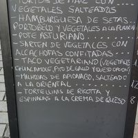 Dedicated vegetarian/vegan menu at El Palaciu Pintu in Cangas De Onis