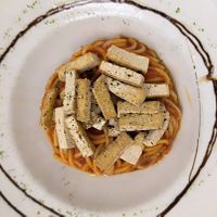 Pasta con tofu (menú del día) at El Palaciu Pintu in Cangas De Onis