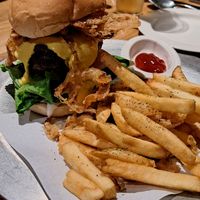 Cheeseburger at Monk's Butcher - Dosan in Seoul