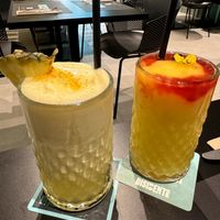 Limonades: Pineapple & Ginger (left), Mango & Hibiscus (right) at Disidente Restaurante Vegetariano in Valencia