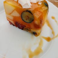 Pastís de fruites amb coco ratllat at La Cort Montseny in Ducat Del Montseny