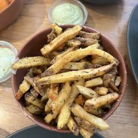 Aux Herbes De Province Frites  at Les Tontons Veg - Paradis in Paris