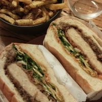  at Les Tontons Veg - Paradis in Paris