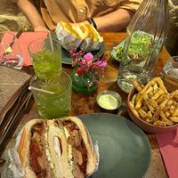  at Les Tontons Veg - Paradis in Paris