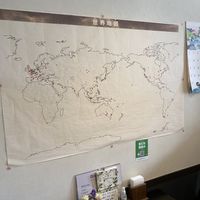 Maps, first one to put the sticker for Romania  🇷🇴😄 at Kinatei 喜菜亭 in Nara