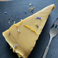 A piece of Lemon tarte at Vlora & Vauna in Dresden