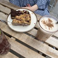   at Vlora & Vauna in Dresden