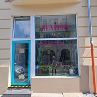 Inviting entrance at Maitri-vegan&glutenfree in Poznan