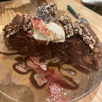 Torta brownie at Greedy Guts in Caen