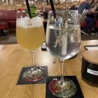 Wocholder with Prosecco and rosemary spritz   at Green.Tasty.Unicorn in Lagundo