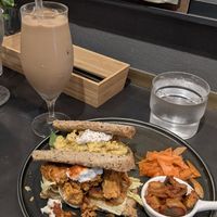 Tandoori chick'n and egg salad at anthrop. in Tokyo