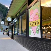 Front of shop at Anita Gelato in Queenstown