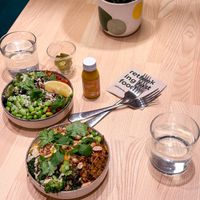 Duck bowl and sore slayer  at råbowls - Rathaus in Hamburg