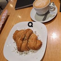 Croissant de quejo de castanha do caju e orégano .

Expresso com notmilk at Quiero Café - Centro Histórico in Porto Alegre