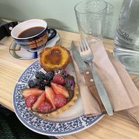 Chocolate Tarte and pastel de nata  at Odete Bakery - Cedofeita in Porto
