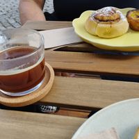 Cinnimon Roll ând pastel da natal at Odete Bakery - Cedofeita in Porto